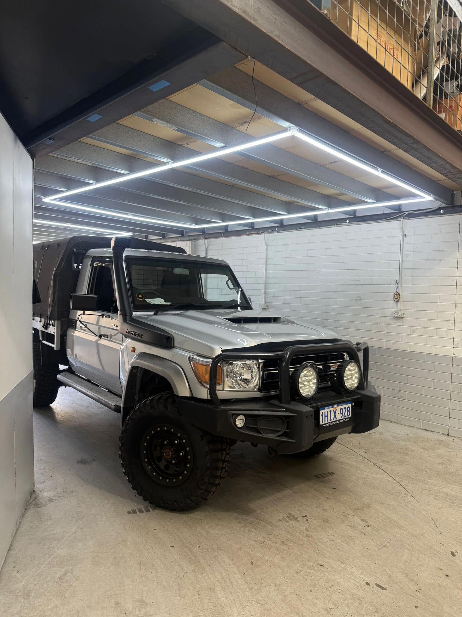 Land Cruiser 79